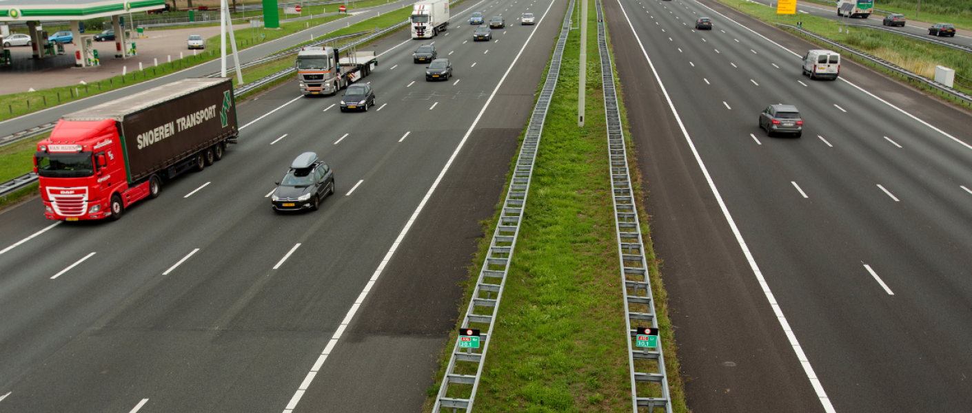 Waarom is zoveel mogelijk rechts rijden belangrijk? | Veilig Verkeer
